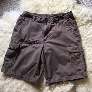 Columbia Sportswear Cargo shorts Sz 34